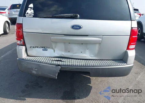 2004 Ford Explorer Xlt из США, поврежденный, VIN 1FMZU63E74ZA83204